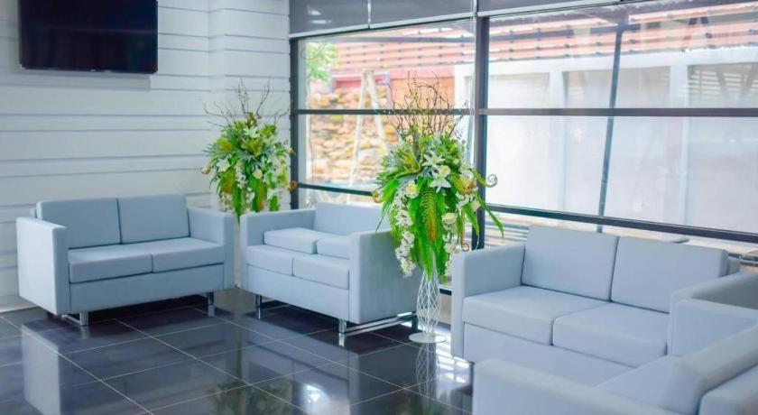 Thanburi Hotel Udon Thani Exterior photo