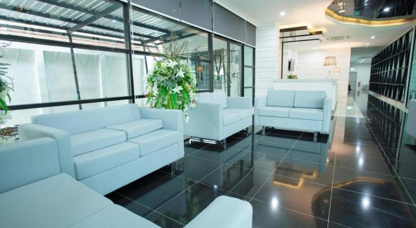 Thanburi Hotel Udon Thani Exterior photo