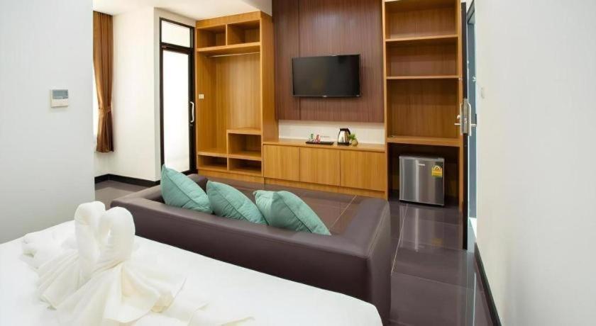 Thanburi Hotel Udon Thani Exterior photo