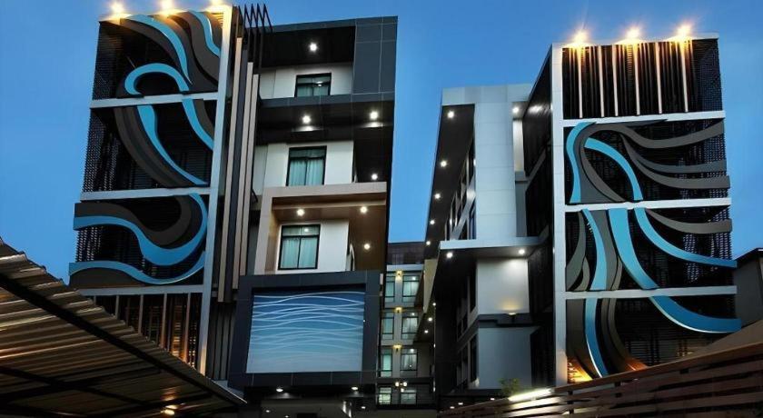 Thanburi Hotel Udon Thani Exterior photo